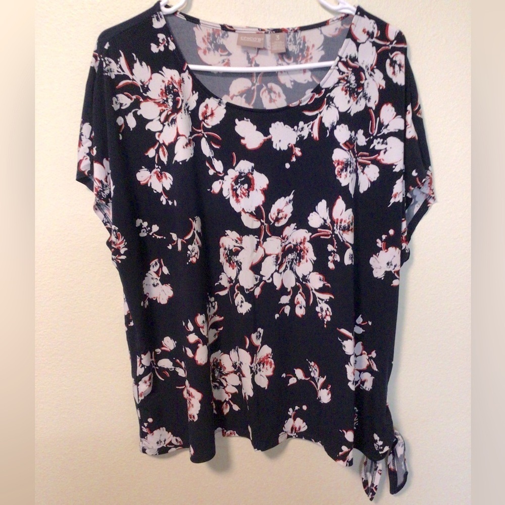 Chico’s 3 ((XL) navy cap sleeves stretchy fenced floral side tie casual top